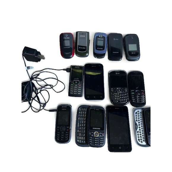 Lot of 13 Vintage Cell Phones Mixed Lot Samsung Nokia, Alcatel ZTE BLU, Sidekick - Picture 2 of 16